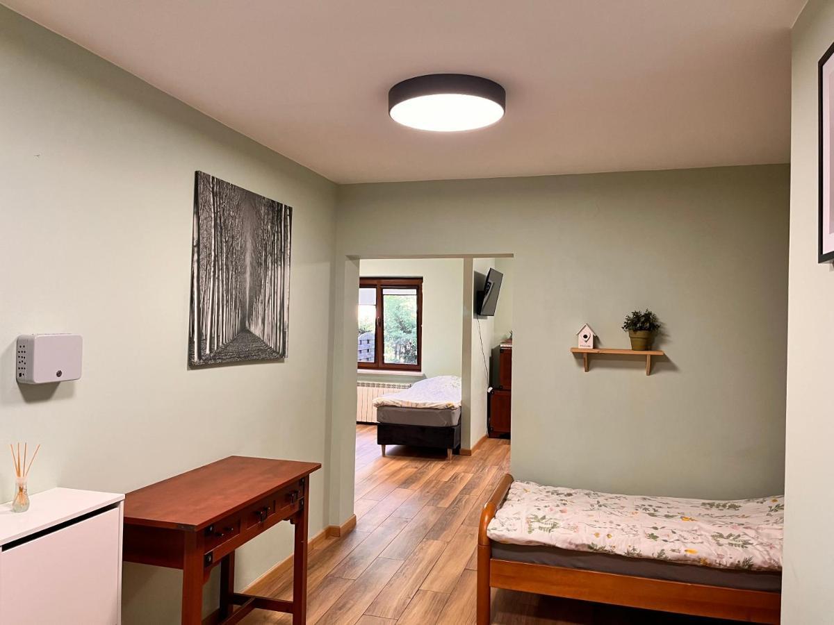 Green Albatros 48M With Bathroom 바르샤바 외부 사진