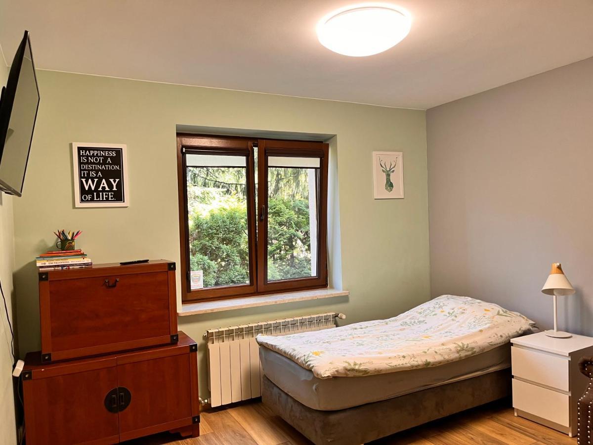 Green Albatros 48M With Bathroom 바르샤바 외부 사진